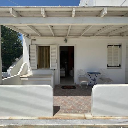Villa Peaceful House à Naxos City Extérieur photo